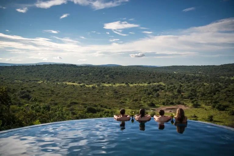 Relaxed Travel In Uganda (1)